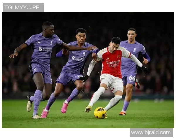 伦敦足球传奇：盘点英超球星在伦敦赛场的辉煌历程