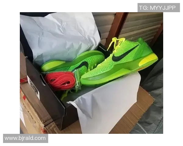 时尚潮流女款足球星背包搭配指南，展现个性与运动风情